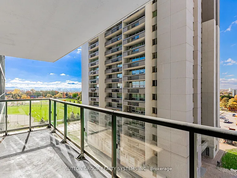 1461 Lawrence Ave SW #611 — Photo 21