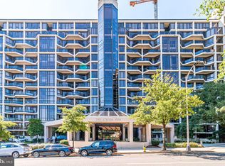 Atrium Condo, Arlington, VA 22209
