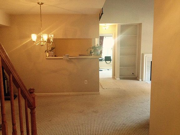 Entry way into dining room