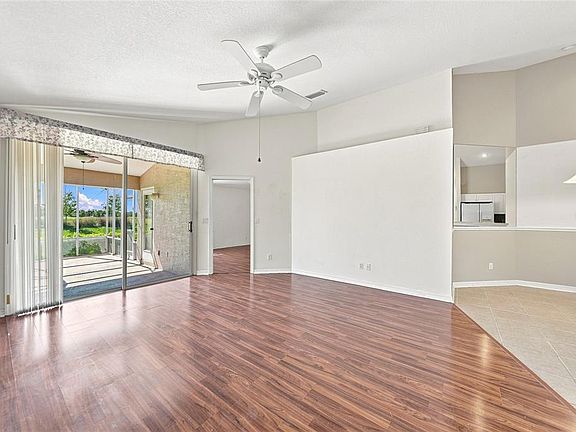3rd image of 4214 FAIRWAY PLACE
