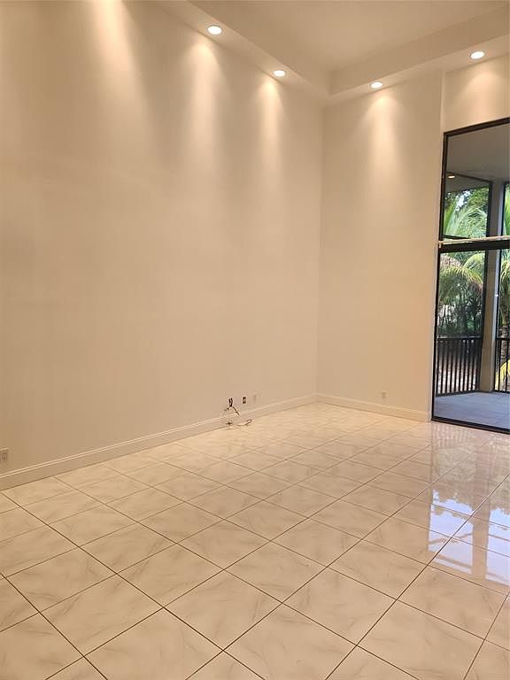 20347 West Country Club Drive #TH 15