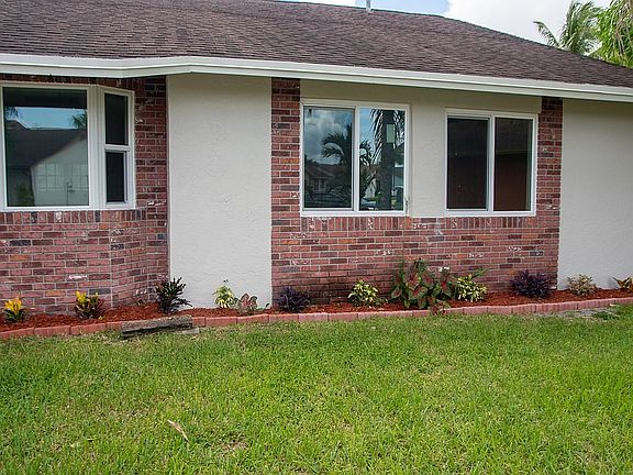 4th image of 4958 NW 91st Ter