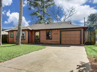 4625 Holly St, Bellaire, TX 77401