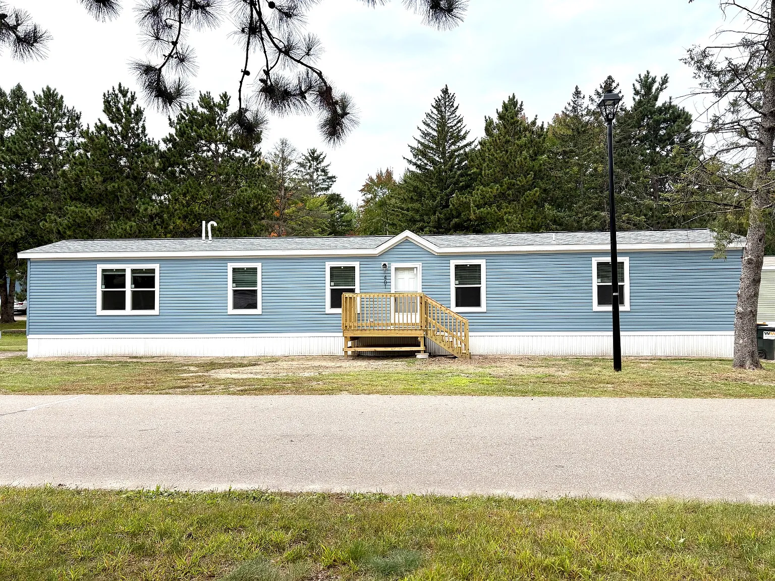 4 bed, 2.0 bath, 1140 sqft, $1,625 — Photo 1