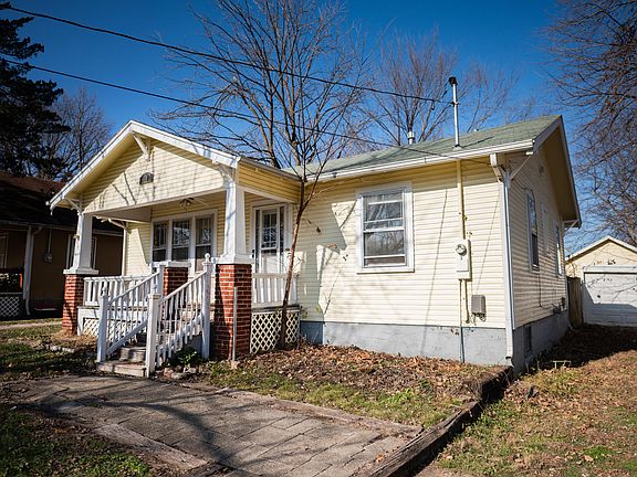5th image of 2041 W Elm Street