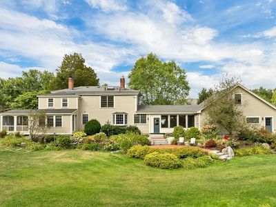 13 Stark Highway North, Dunbarton, NH, 03046