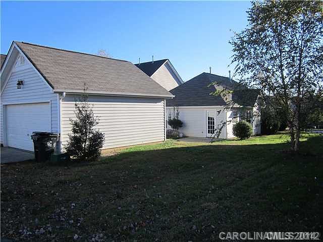 2nd image of 15346 Crossing Gate Dr