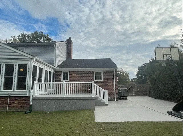 Building Photo - 500 Beauregard Dr