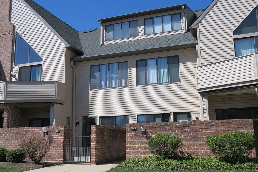 2nd image of 1205 Cherrington Dr