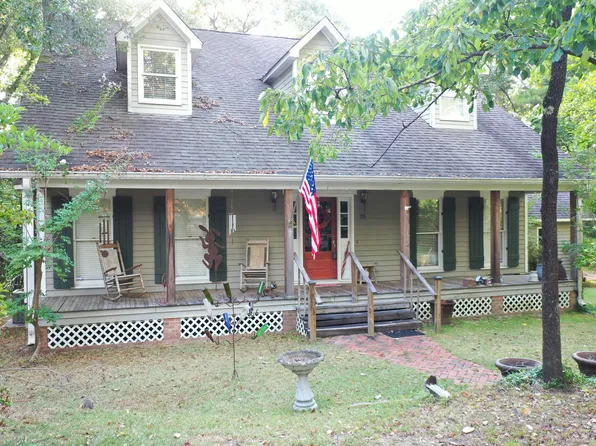 115 Dogwood Dr, Hattiesburg, MS 39402