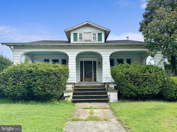 211 W Central Ave, Federalsburg, MD 21632