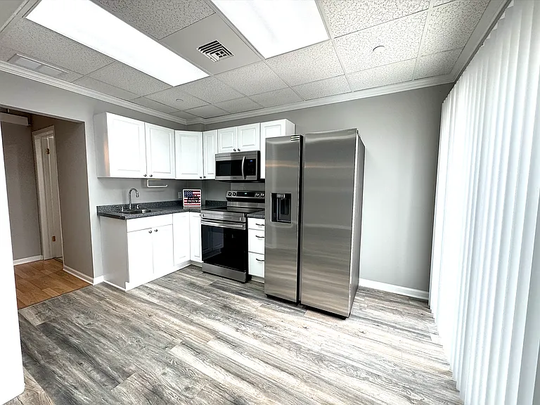 9856 Derby Ln #2 — Photo 21