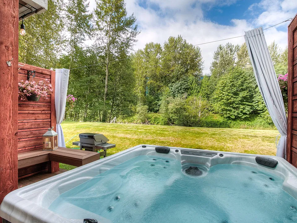 Private Hot Tub on River