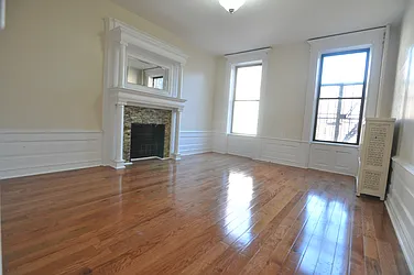 Rented by EXR Somerset LLC