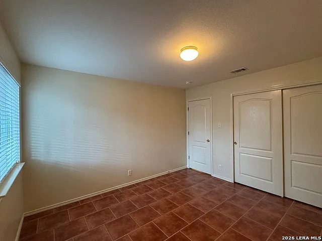 9803 Sandie — Photo 32