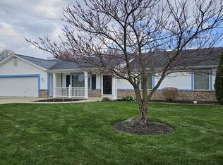 57 Meadow Ct, Rossville, IN 46065