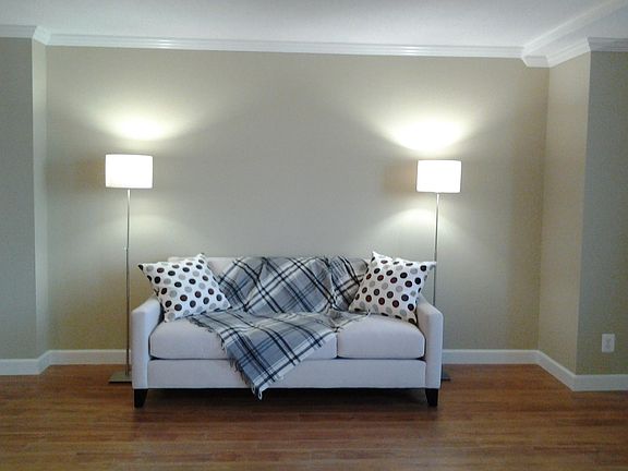 4th image of 501 Slaters Ln APT 505
