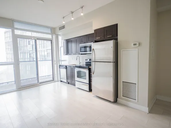 169 Fort York Blvd, Toronto, ON