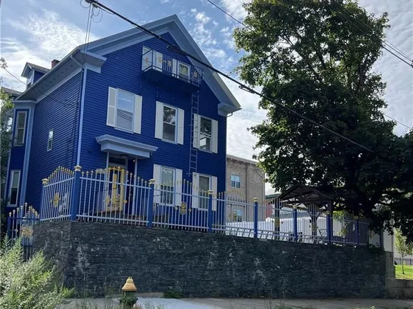 121 Camp St #2, Providence, RI 02906