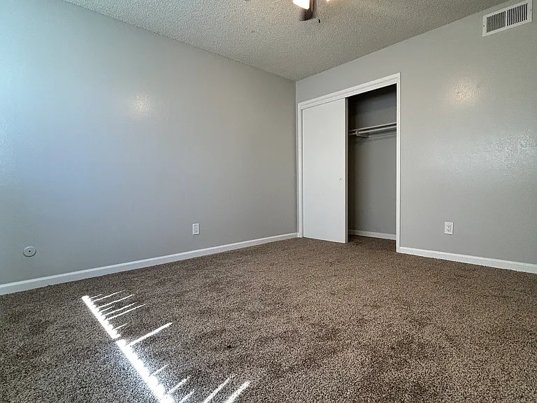 189 W Santa Ana Ave #F — Photo 16