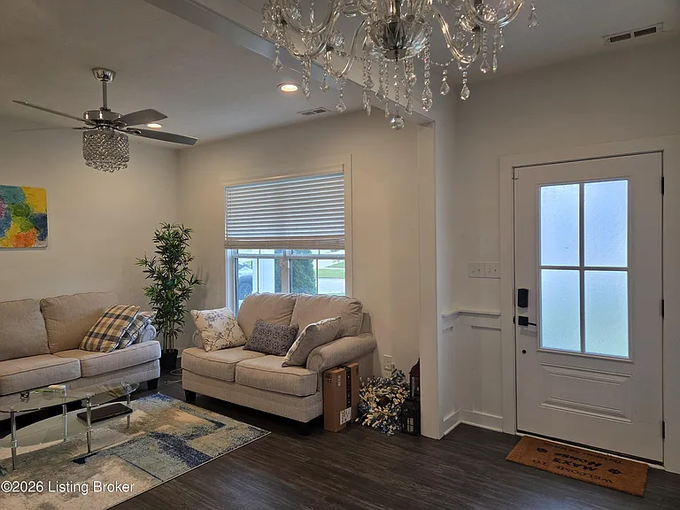 10325 Truman Way — Photo 7