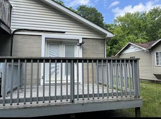 189 Newmans Branch Rd, Milton, WV 25541