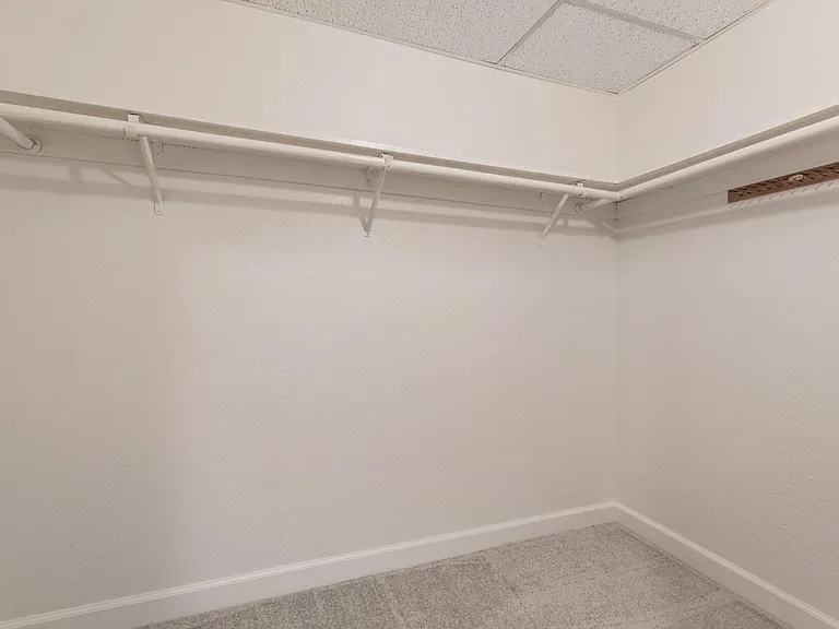 4681 Albany Cir #146 — Photo 4
