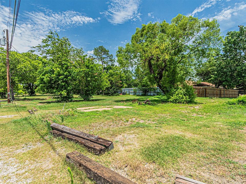 1st image of 14831 Seagoville Rd