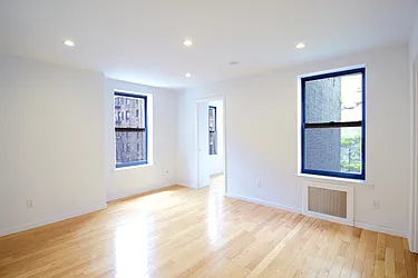 Rented by Teresa Lai, LREB