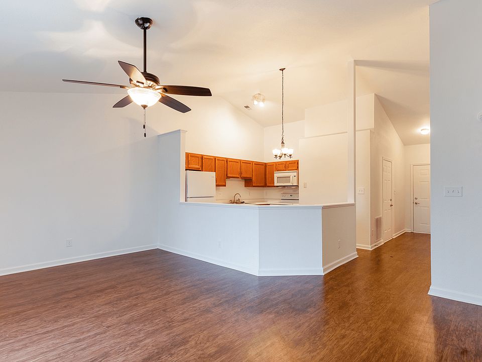 1st image of 1630 Saddle Way #1633B