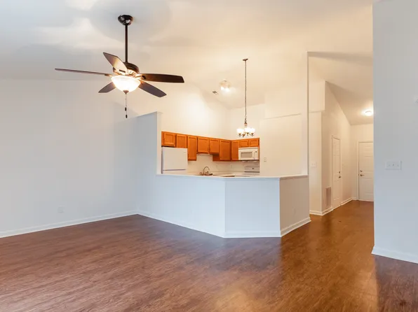 Barton Farms Apartments and Duplexes