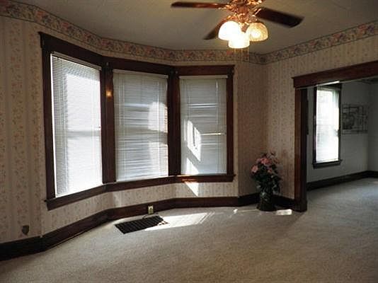3rd image of 258 N Cooper Ave