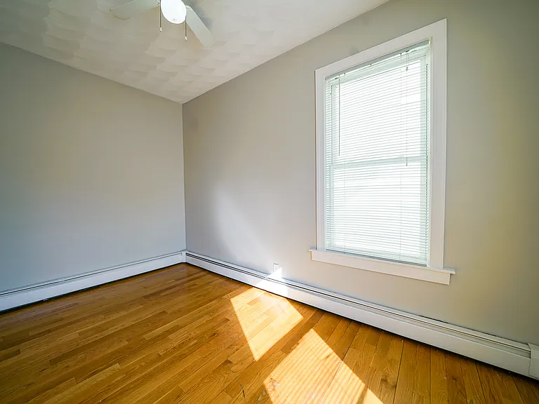 33 Portsmouth St #3 — Photo 12