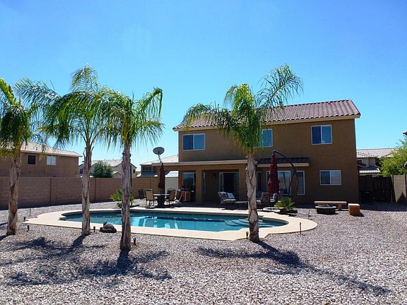 3rd image of 866 E Rosebud Dr