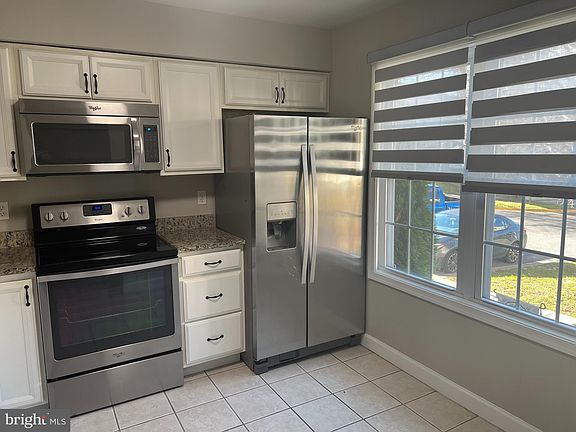 3rd image of 18811 Birdseye Dr