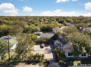 2614 S Olive St, San Antonio, TX 78210