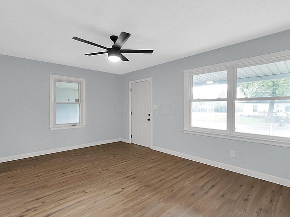 5th image of 2871 Northglen Dr