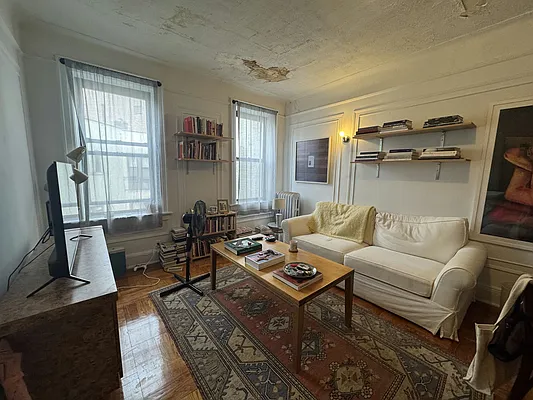 200 Sterling Place #3I