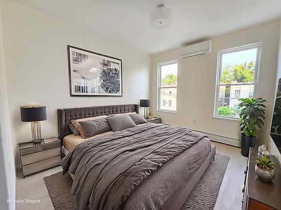 2nd image of 2380 28th St #2