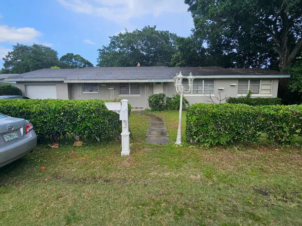357 Dubs Dr, Holly Hill, FL 32117