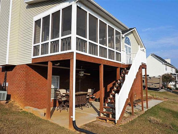 3rd image of 4537 Majestic Magnolia Ln