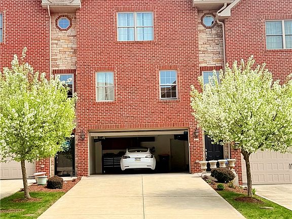 3rd image of 573 Chesnic Dr