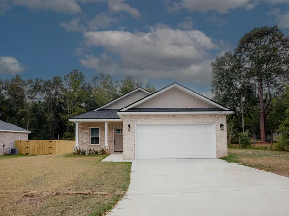 3152 Auburn Rd, Crestview, FL 32539