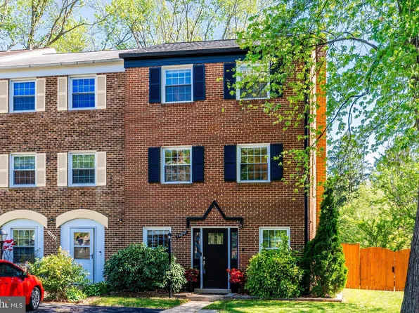 14847 Leicester Ct, Centreville, VA 20120