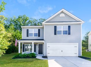4427 Oak Pointe Dr, Winston Salem, NC 27105