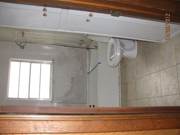 4th image of 3403 Lawrence Ave