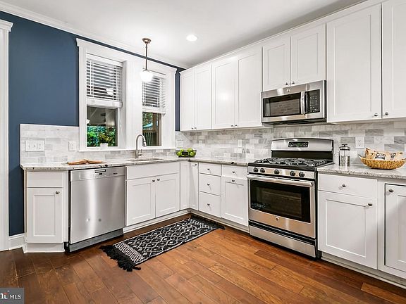 5th image of 3019 Keswick Rd