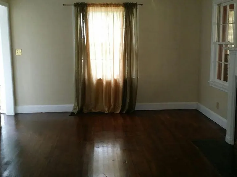 4205 11th Ave — Photo 7