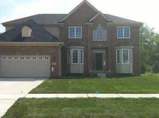 3667 Hogan Cir, Rochester Hills, MI 48307