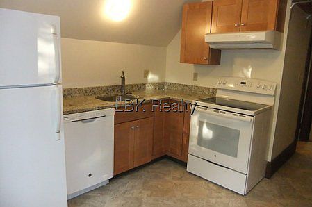 5th image of 61 Judkins St
